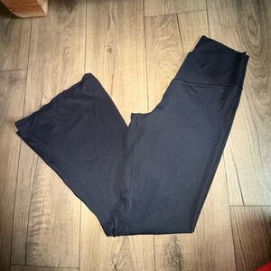 Flare Crossover Leggings